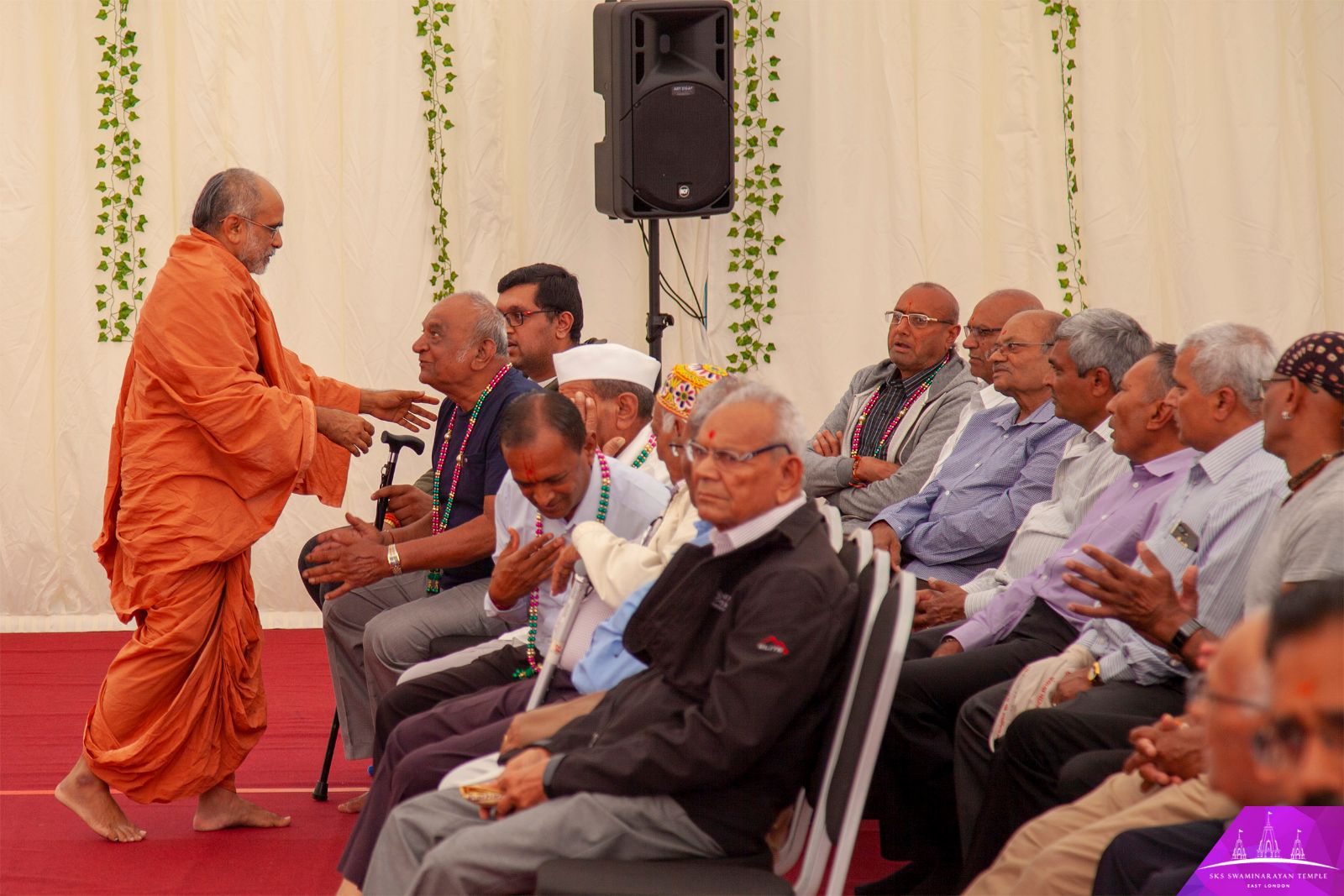 ©1987-2017 SKS Swaminarayan Temple East London